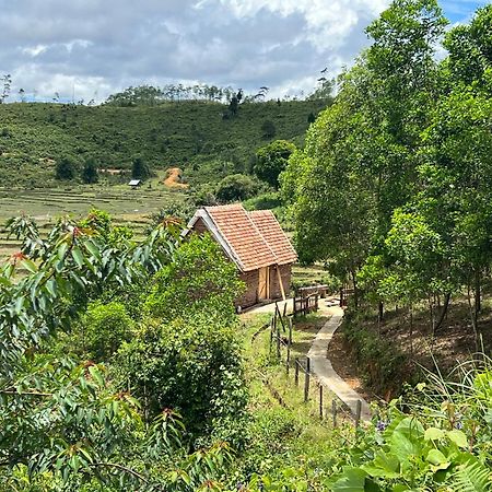 Konke Ruong Farmstay Kon Von Kla Kültér fotó